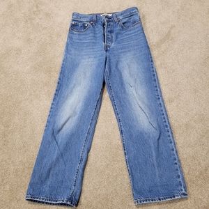 Levi's Size 27 Ribcage Straight Ankle